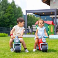 FALK „Moto Premier“ – balansinis motociklas iš perdirbto plastiko