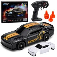 RC drifto sportinis automobilis 4WD su keičiamu kėbulu ir ratais