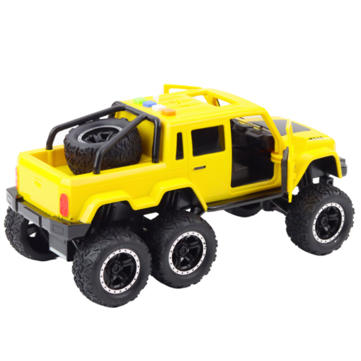 6×6 bekelės pikapas su šviesomis