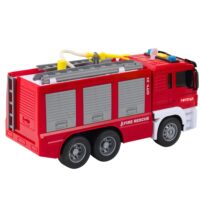 Didelis gaisrinės automobilis su vandens pylimo funkcija