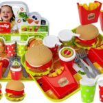 Hamburgerių ir bulvyčių rinkinys su padėklu