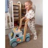 TOOKY TOY medinis stumdukas su dirbtuvėmis ir įrankių komplektu
