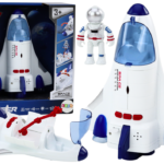 Kosminis laivas su astronautu
